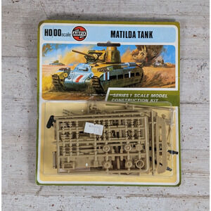 Airfix Matilda Tank MK III HO/OO Scale Model Kit 01318-1 Vintage